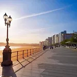 Nueva Terraza Playa San Lorenzo Apartment Gijon